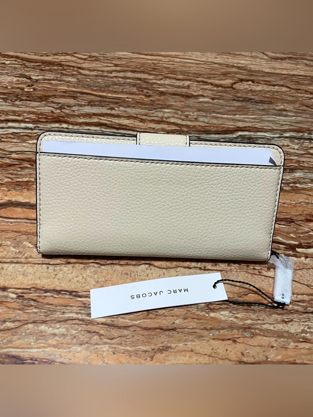 Marc Jacobs - Picture 3 of 9